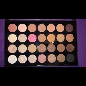 BH Cosmetics Neutral Eyes 28 Color Palette